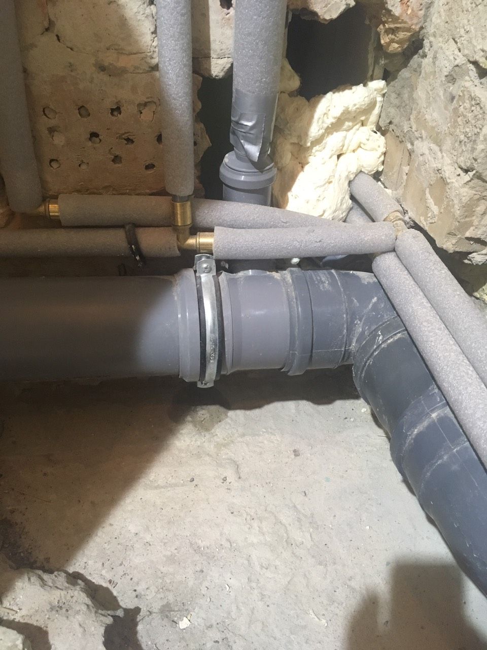 Разводка труб в новострое