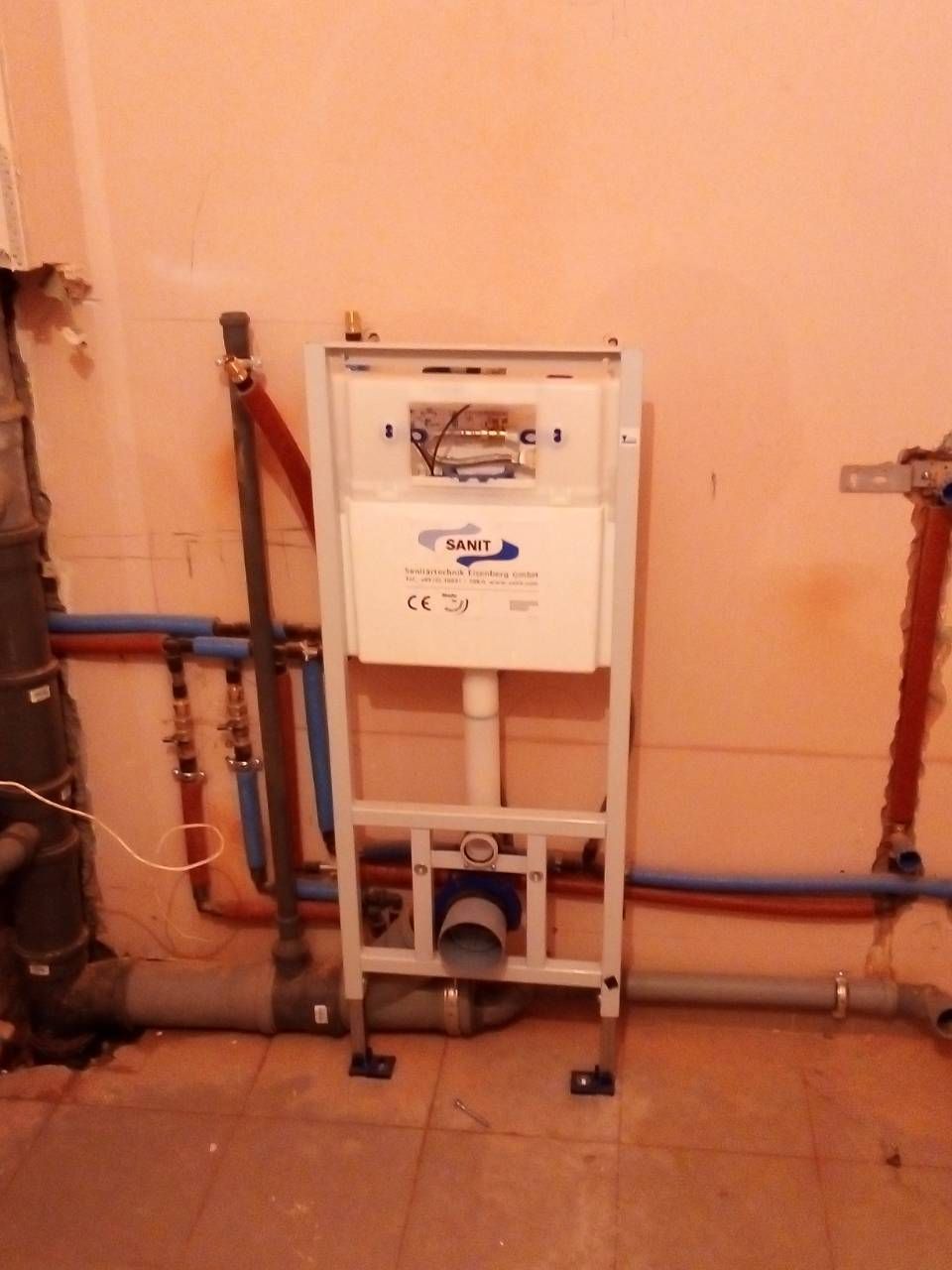 Установка Монтаж инсталяции туалет